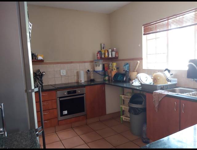 3 BEDROOM SECTIONAL TITLE TO LET IN NORTH RIDING